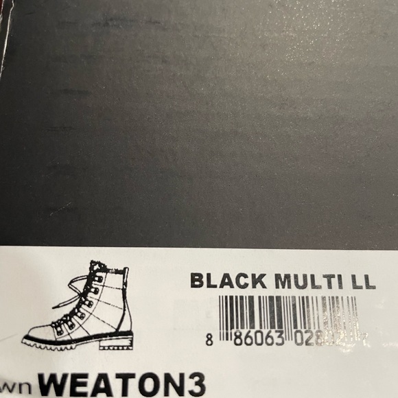 NINE WEST BLACK BOOTS - Picture 2 of 10